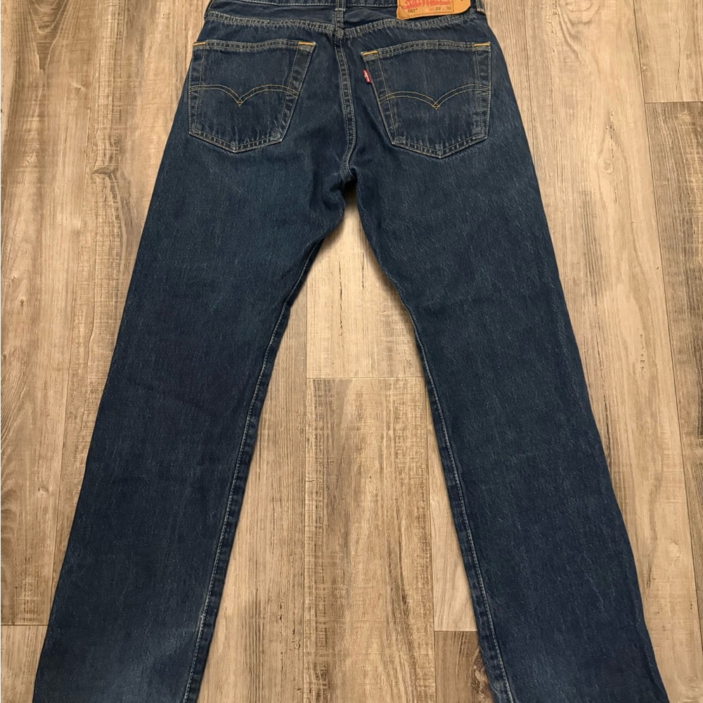 Classic Blue Denim Jeans Levi’s  29x30 button fly dark blue wash - Picture 4 of 5